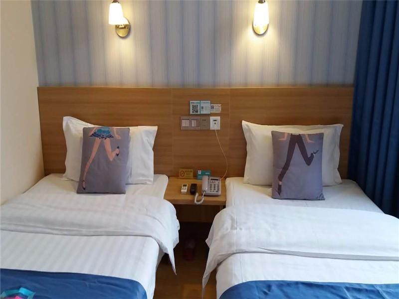 Pai Hotel Yuxi Tonghai מראה חיצוני תמונה