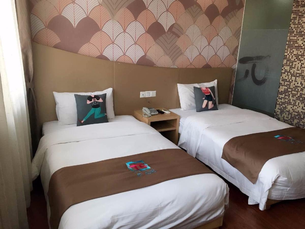Pai Hotel Yuxi Tonghai מראה חיצוני תמונה